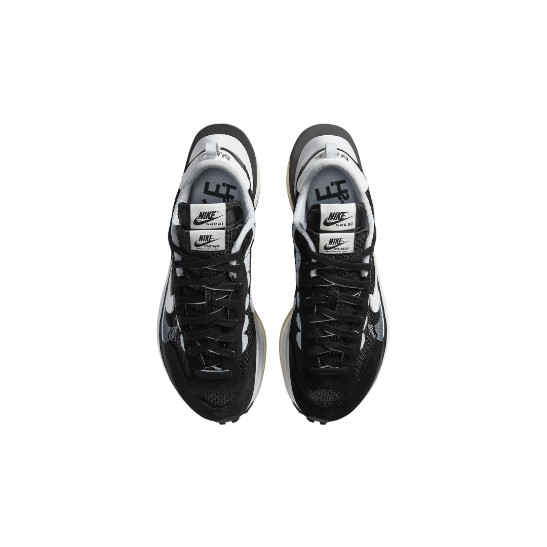 Nike Vaporwaffle sacai Black White – YankeeKicks Online Nike Vaporwaffle sacai Black White – YankeeKicks Online