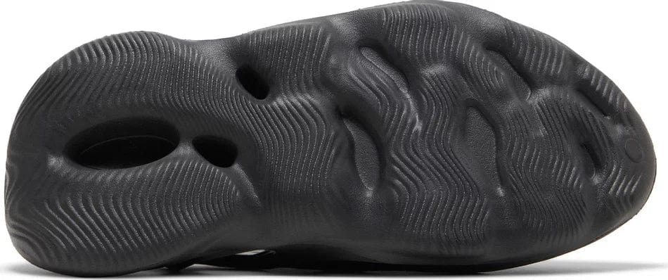 adidas Yeezy Foam RNR Onyx YankeeKicks Online adidas Yeezy Foam RNR Onyx YankeeKicks Online