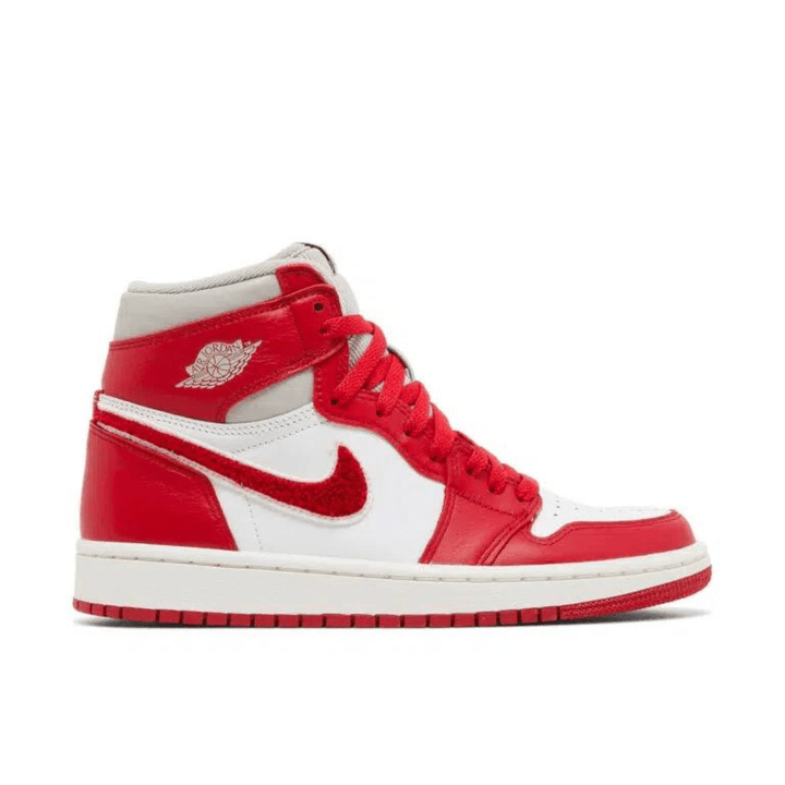 Jordan 1 Retro High OG Varsity Red W YankeeKicks Online