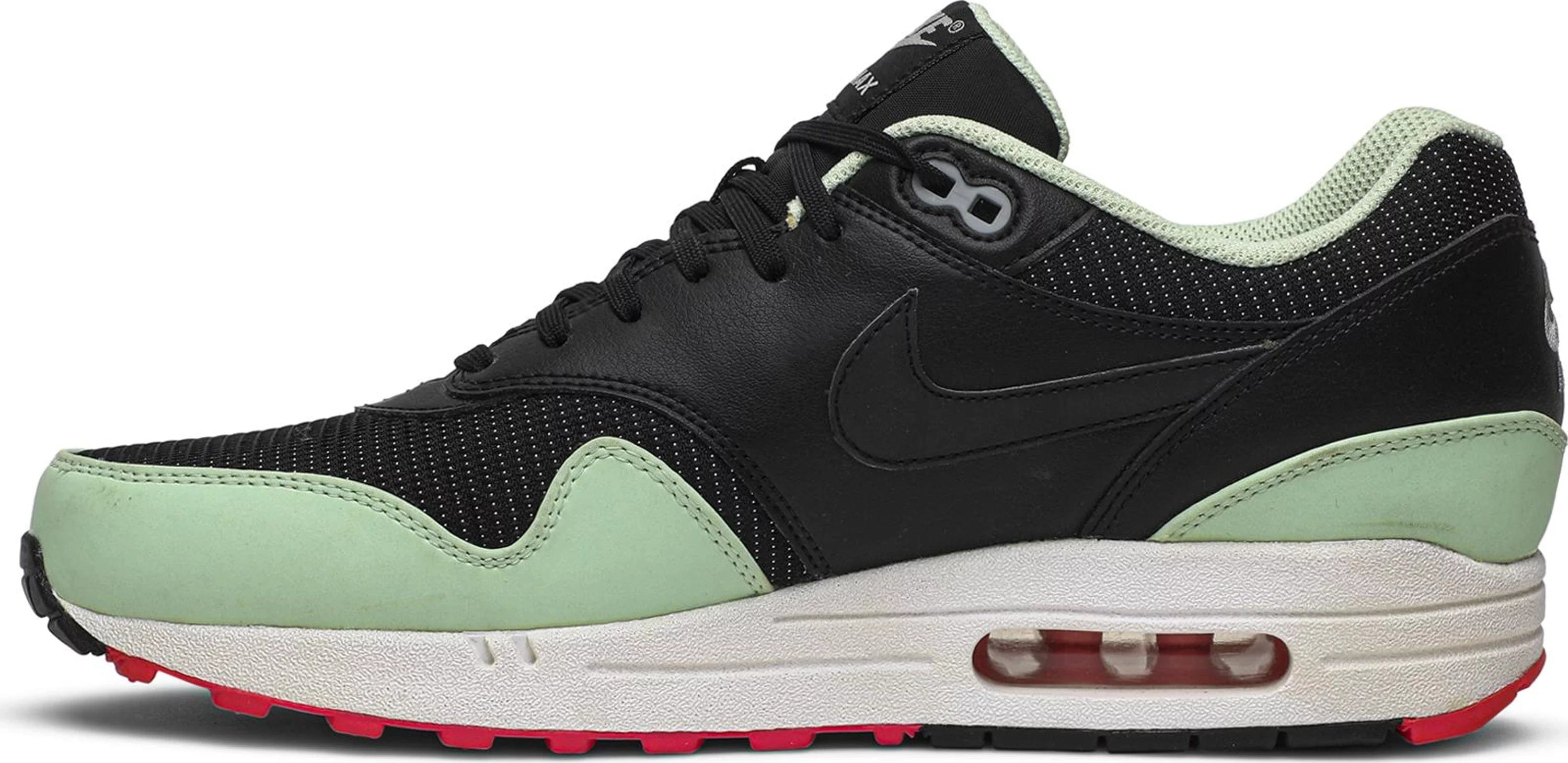 Air max shop 1 yeezy fb