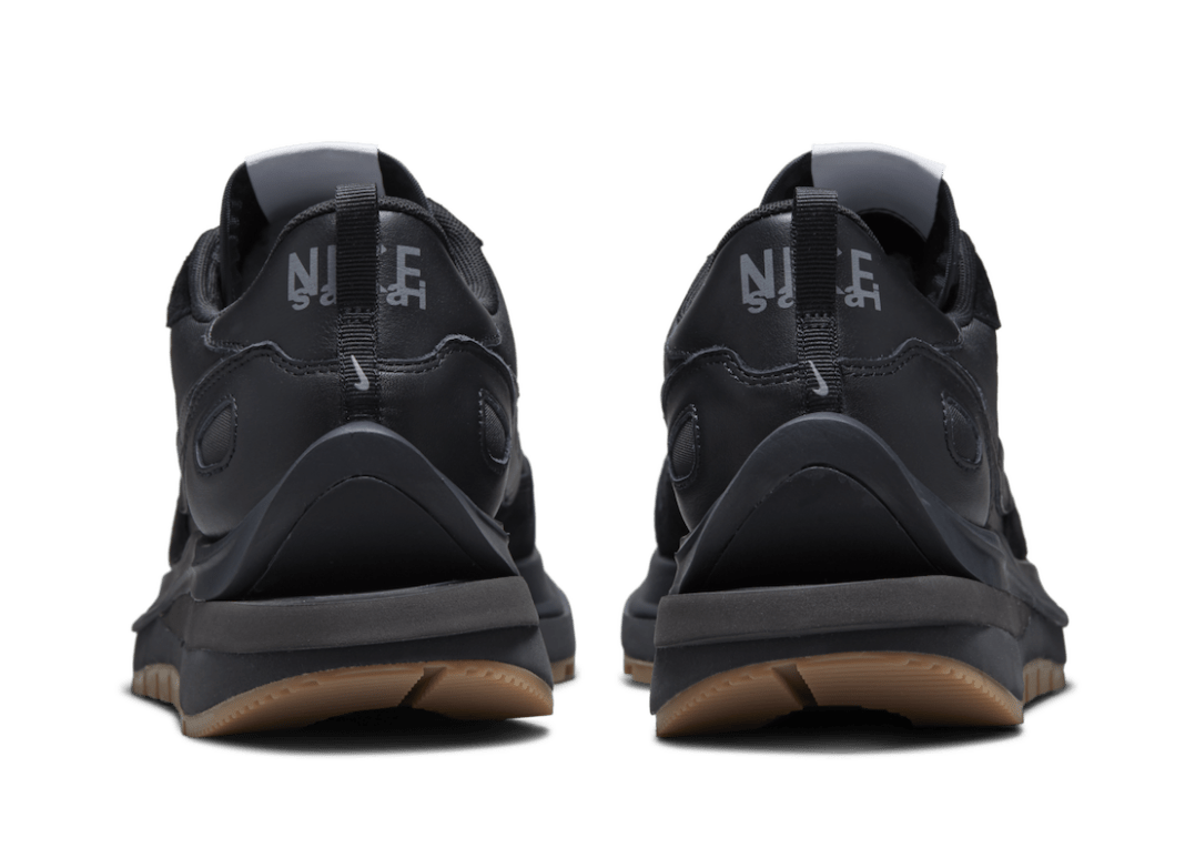 Nike Vaporwaffle sacai Black Gum – YankeeKicks Online